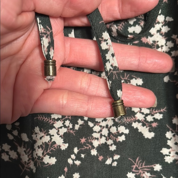 Carly Jean Los Angeles Floral Women's Dress - Picture 3 of 5